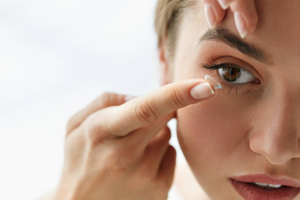 contactlens01.jpg